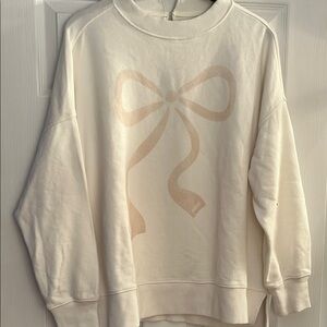 Cream Sweatshirt with Bow Design